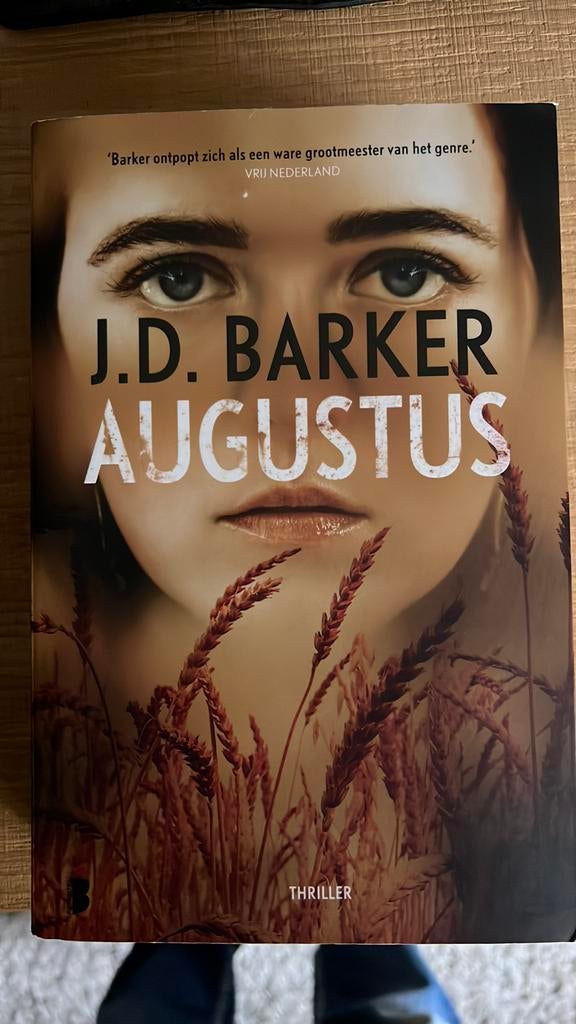 J.D. Barker - Augustus, Boeken, Ophalen, Zo goed als nieuw, J.D. Barker