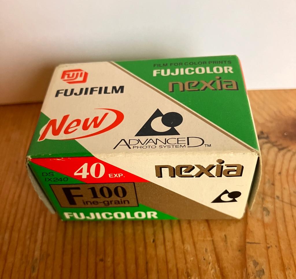 Fujifilm, Enlèvement
