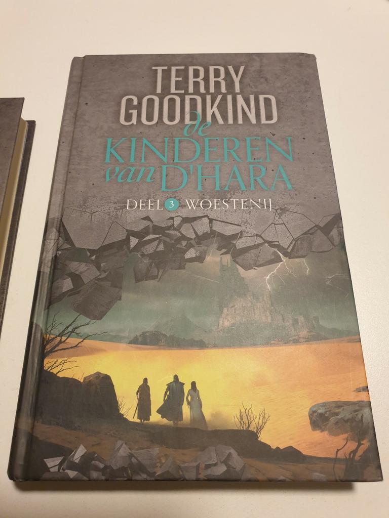 Terry Goodkind - Woestenij DEEL 3 de KINDEREN van D’HARA, Enlèvement ou Envoi, Comme neuf, Terry Goodkind