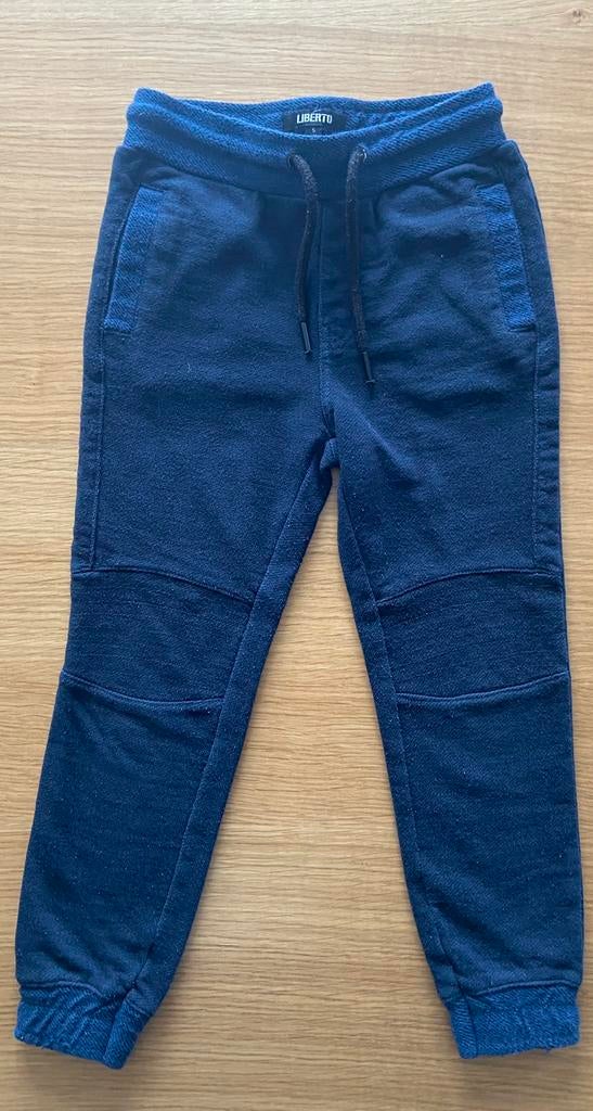 Pantalon de jogging / training bleu marine - 5 ans - 3,50€, Gebruikt, Jongen, Broek