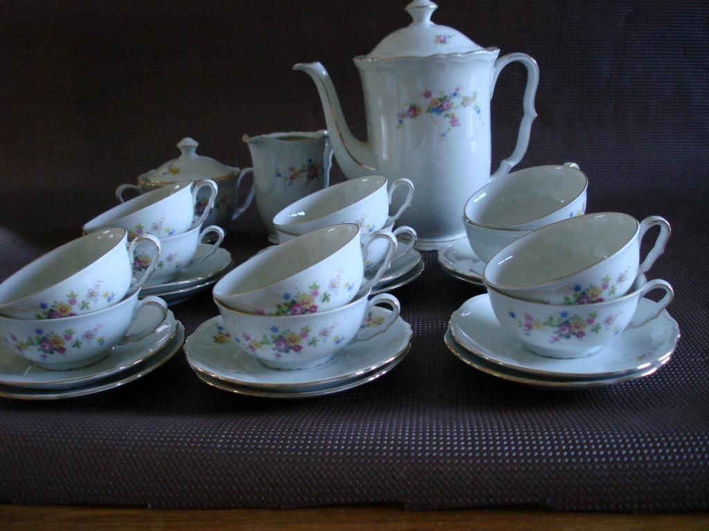 Service à café ancien, Enlèvement