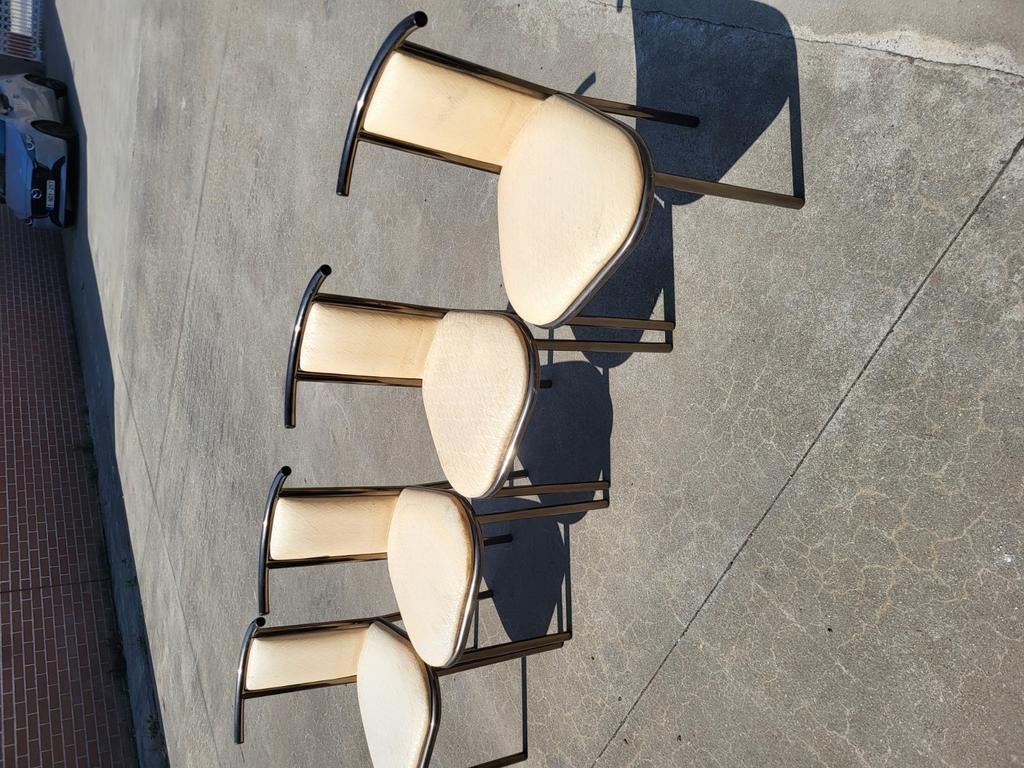 Chaises, Enlèvement, Utilisé