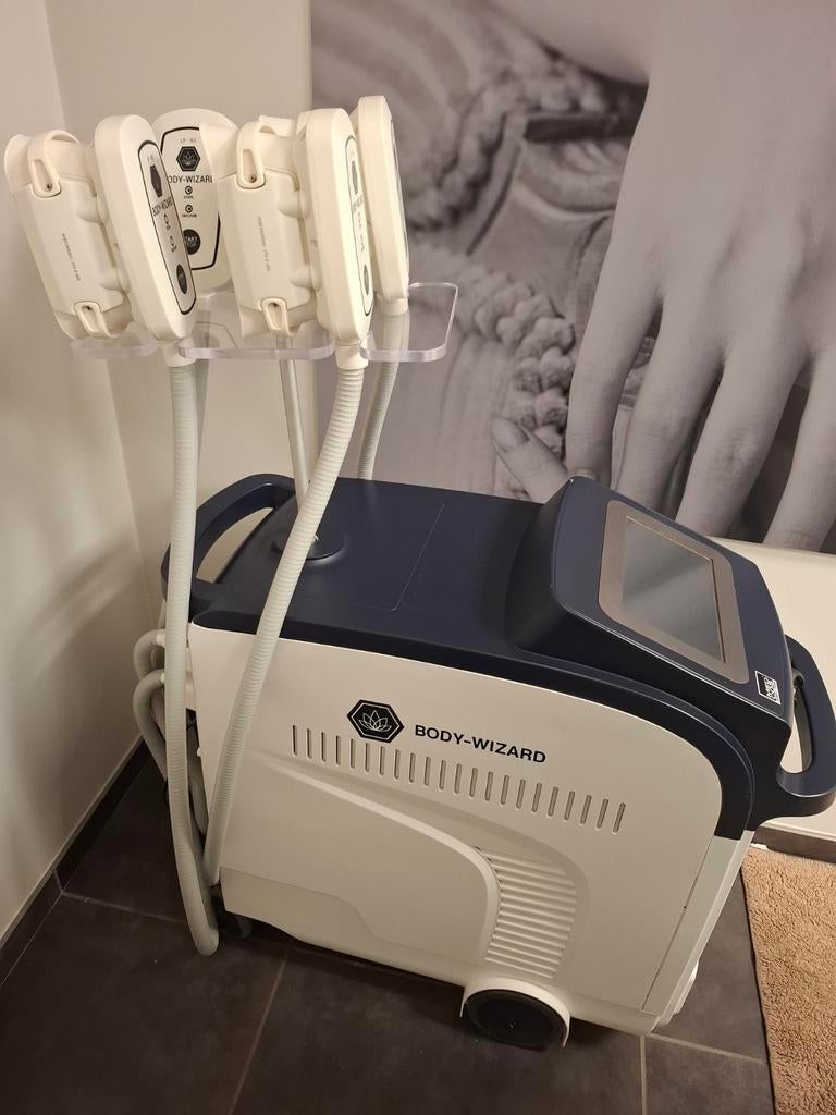 Medcoss Body Wizard – Cryolipolyse toestel (4 koppen), Enlèvement