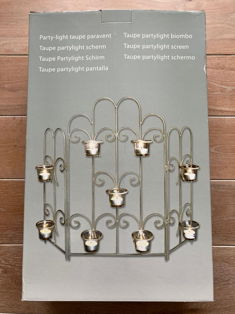 Nieuw party light scherm taupe (voor 9 kaarsjes), Ophalen of Verzenden, Nieuw, Metaal, Kandelaar