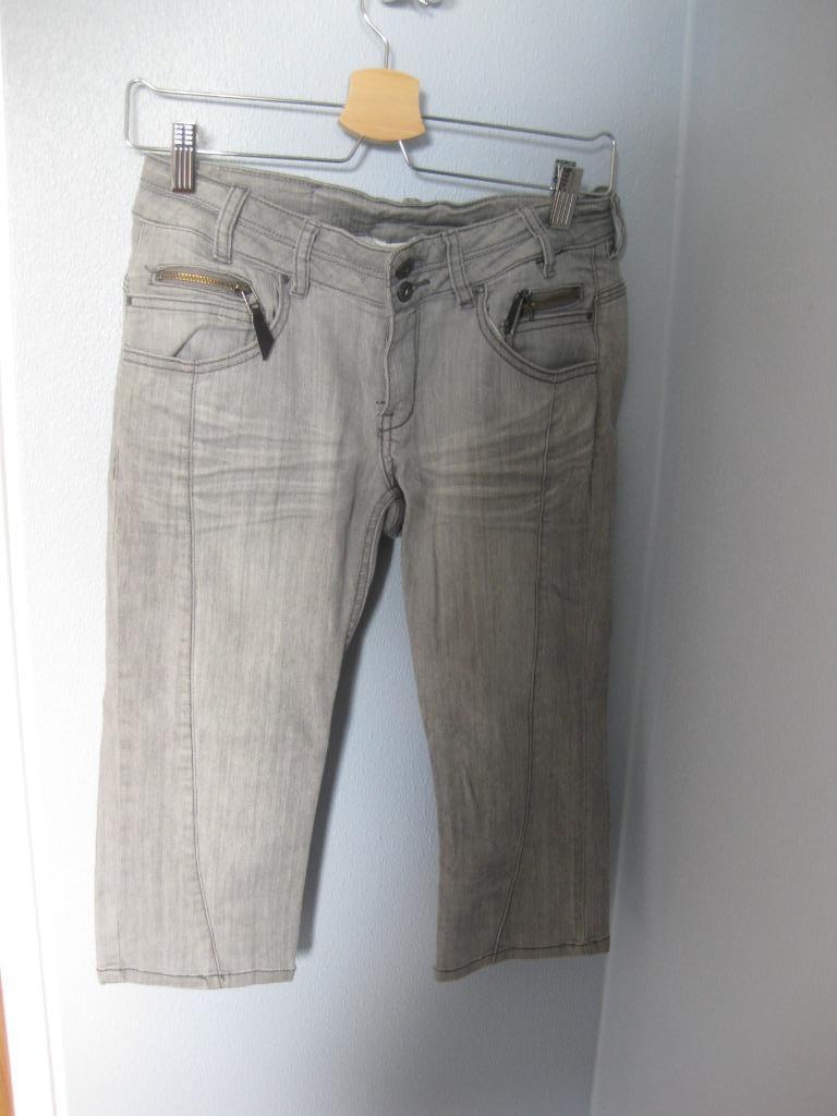 grijze short tot over de knie, Kinderen en Baby's, Kinderkleding | Maat 164, Gebruikt, Meisje, H&M, Ophalen