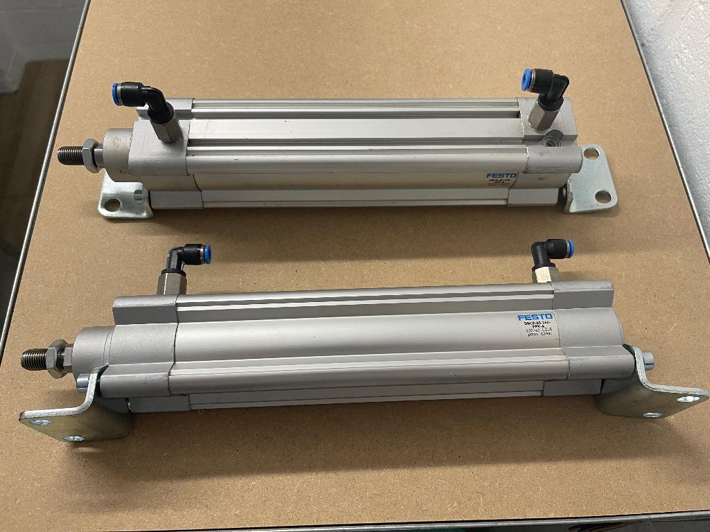 Vérin pneumatique, Festo, Bricolage & Construction, Enlèvement, Comme neuf, 10 bars ou plus
