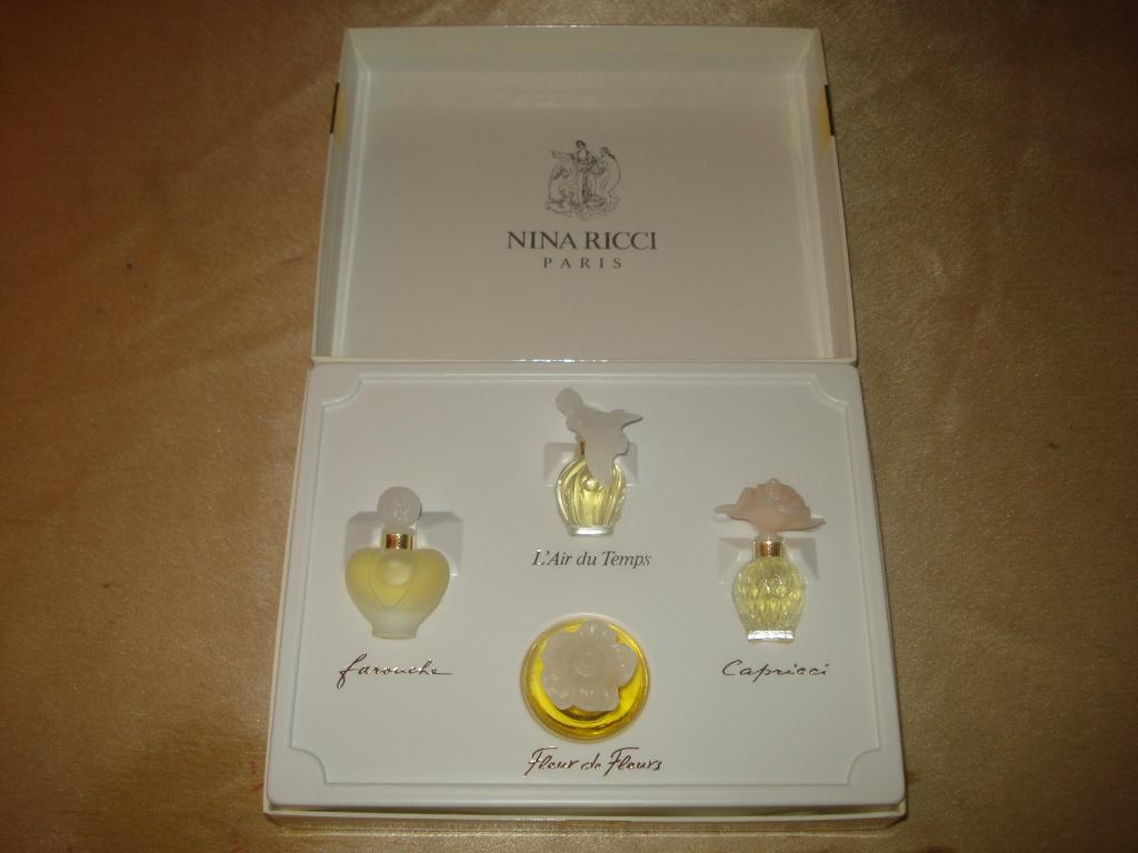 NINA RICCI Coffret Neuf de 4 Miniatures L'Air du Temps, Collections, Enlèvement ou Envoi, Neuf, Miniature, Plein