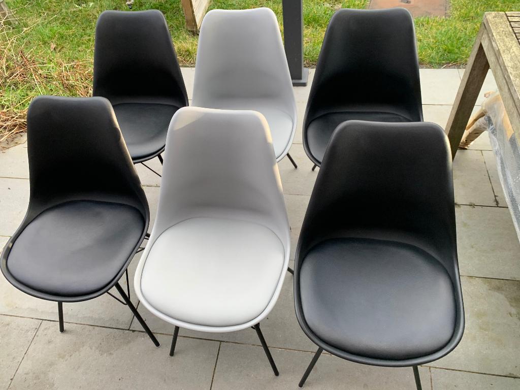 6 chaises Maison Du Monde, 2 grises et 4 noires, Maison & Meubles, Chaises, Métal, Enlèvement, Modern, Noir