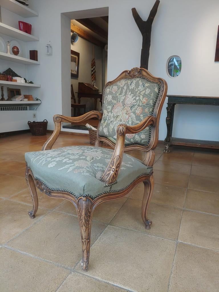 Fauteuils Louis XV avec tapisserie artisanale, Enlèvement