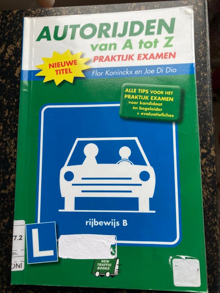 Autorijden van A tot Z praktijk examen, Boeken, Ophalen of Verzenden, Gelezen, Flor Konincks