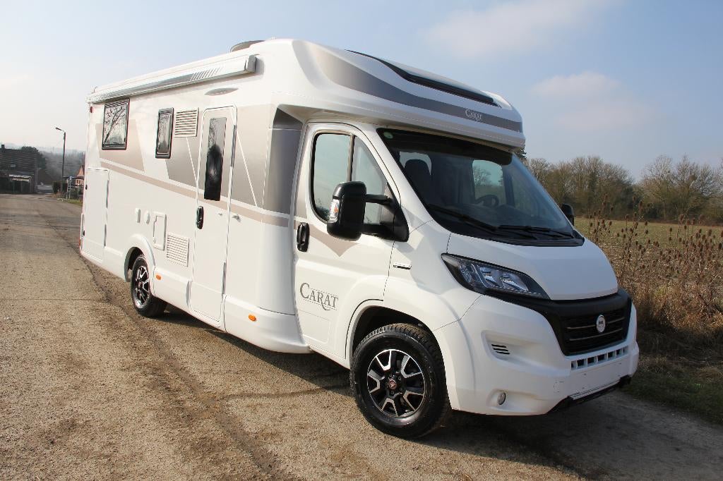 Camping Car Mc Louis Carat seulement 15000 kms, Caravanes & Camping, Camping-cars, Autres marques, Toilette à cassette, Fiat, Boîte manuelle