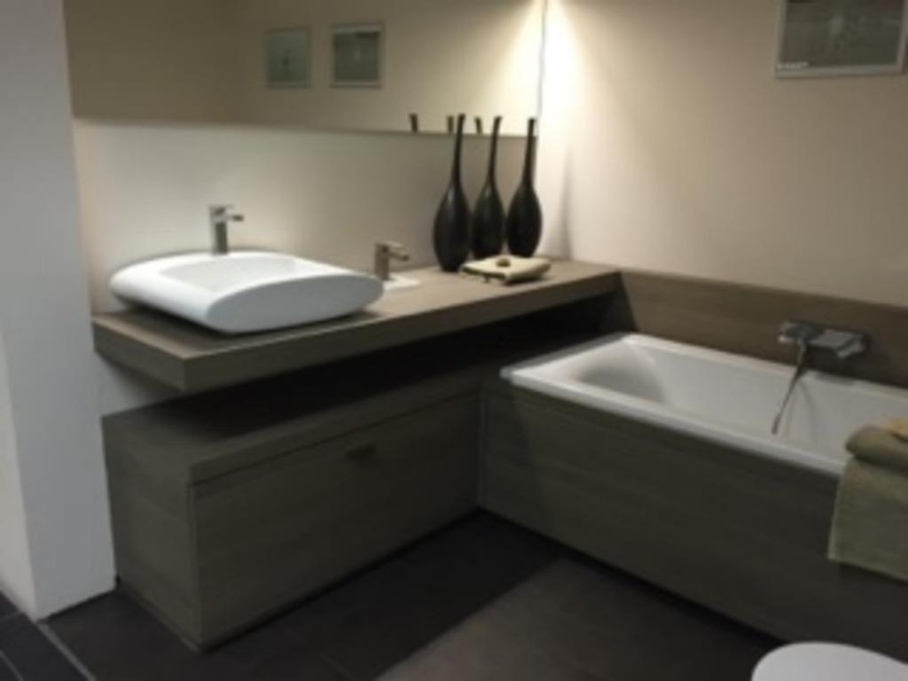 Configuration complète de la salle de bain du showroom NOUVE, Enlèvement, Neuf, Chrome, Autres types