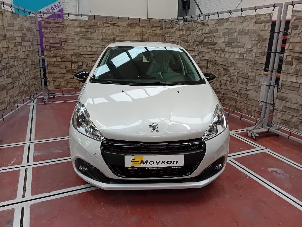 Peugeot 208 GT-line - 1jr garantie, Voorwielaandrijving, Leder en Stof, Wit, 5 deurs