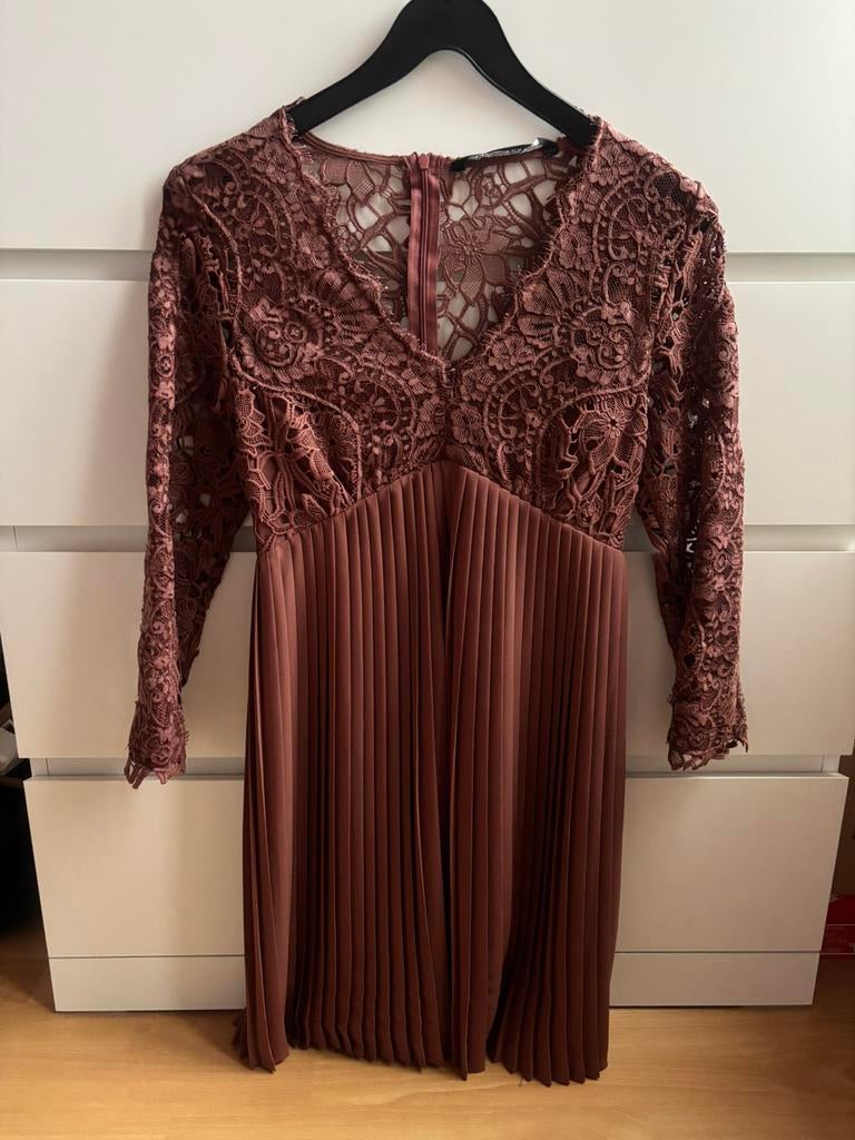 Robe dentelle neuve Zara, Neuf, Enlèvement ou Envoi, Zara, Brun