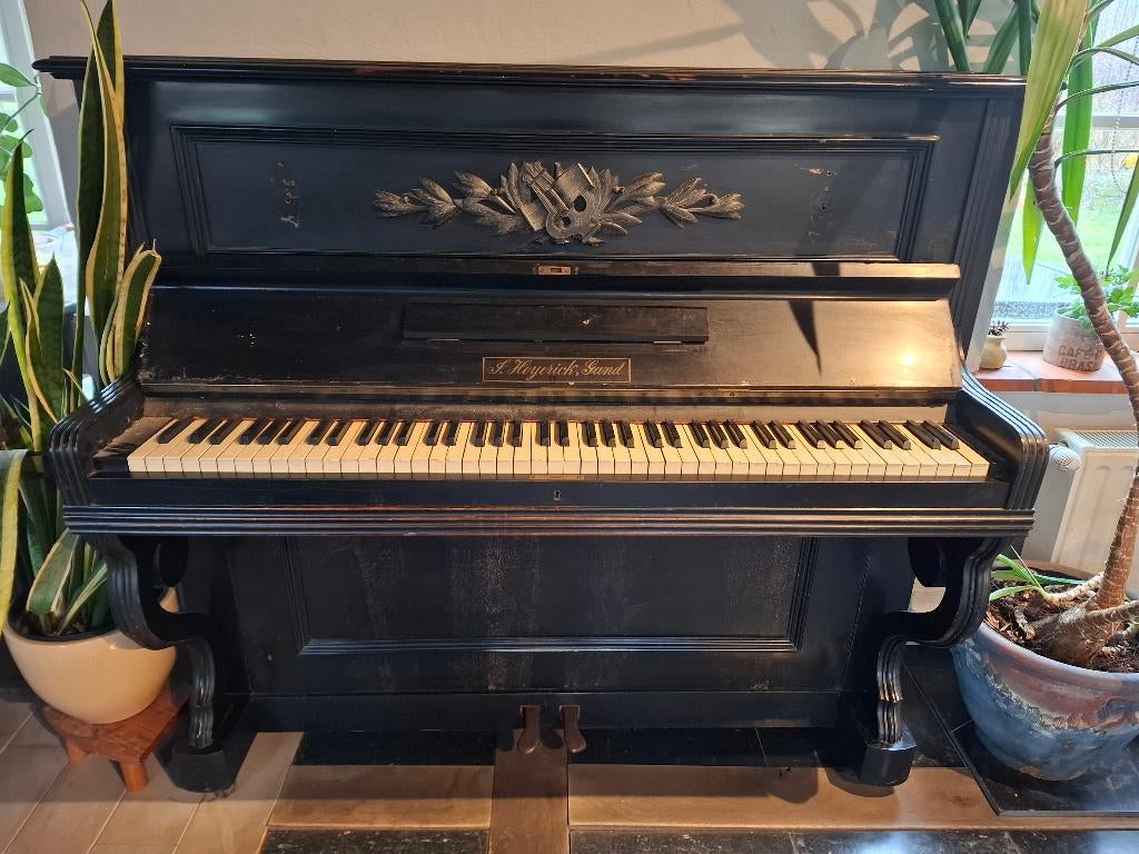 Oude piano, Enlèvement ou Envoi, Utilisé, Noir, Piano