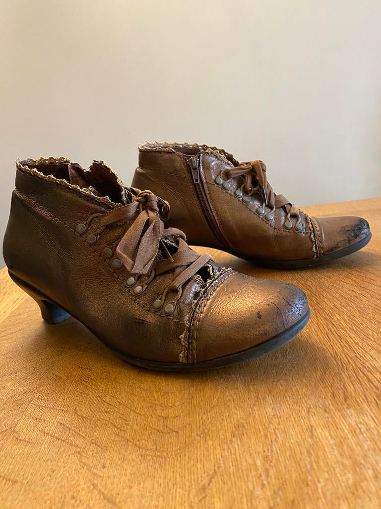 Prachtige lederen schoenen (Brako) GOUD Maat 40, Ophalen of Verzenden, Zo goed als nieuw