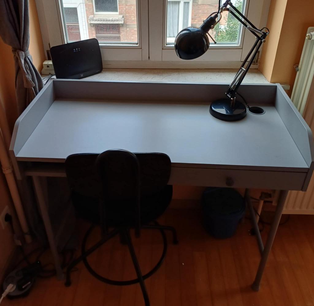 IKEA bureau- en draaistoelset, Ophalen, Zo goed als nieuw