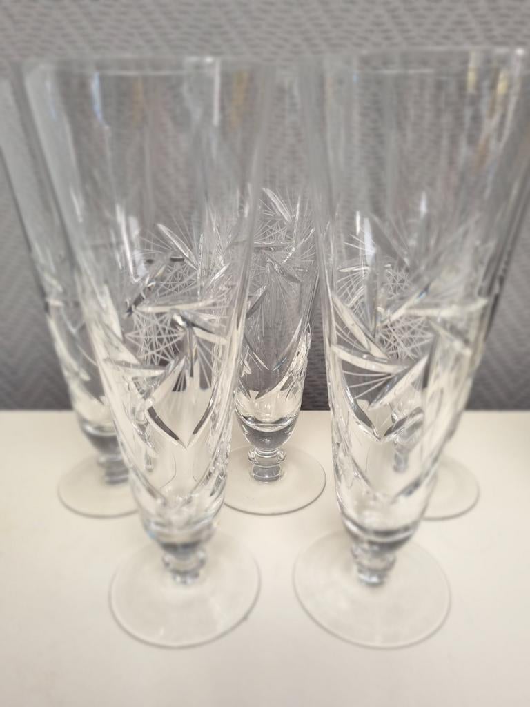 Flûtes à champagne cristal pinwheel, Enlèvement