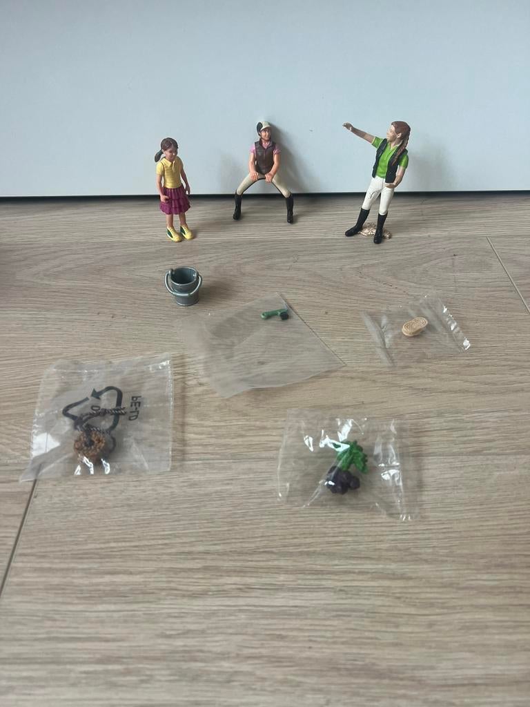 Set schleich accesoires + ruiters, Ophalen of Verzenden, Zo goed als nieuw