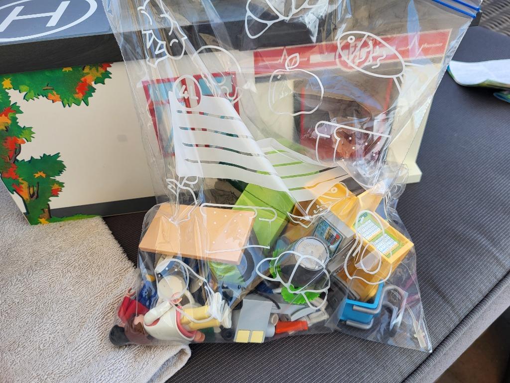 Draagbaar ziekenhuis van playmobil, Ophalen, Zo goed als nieuw, Complete set