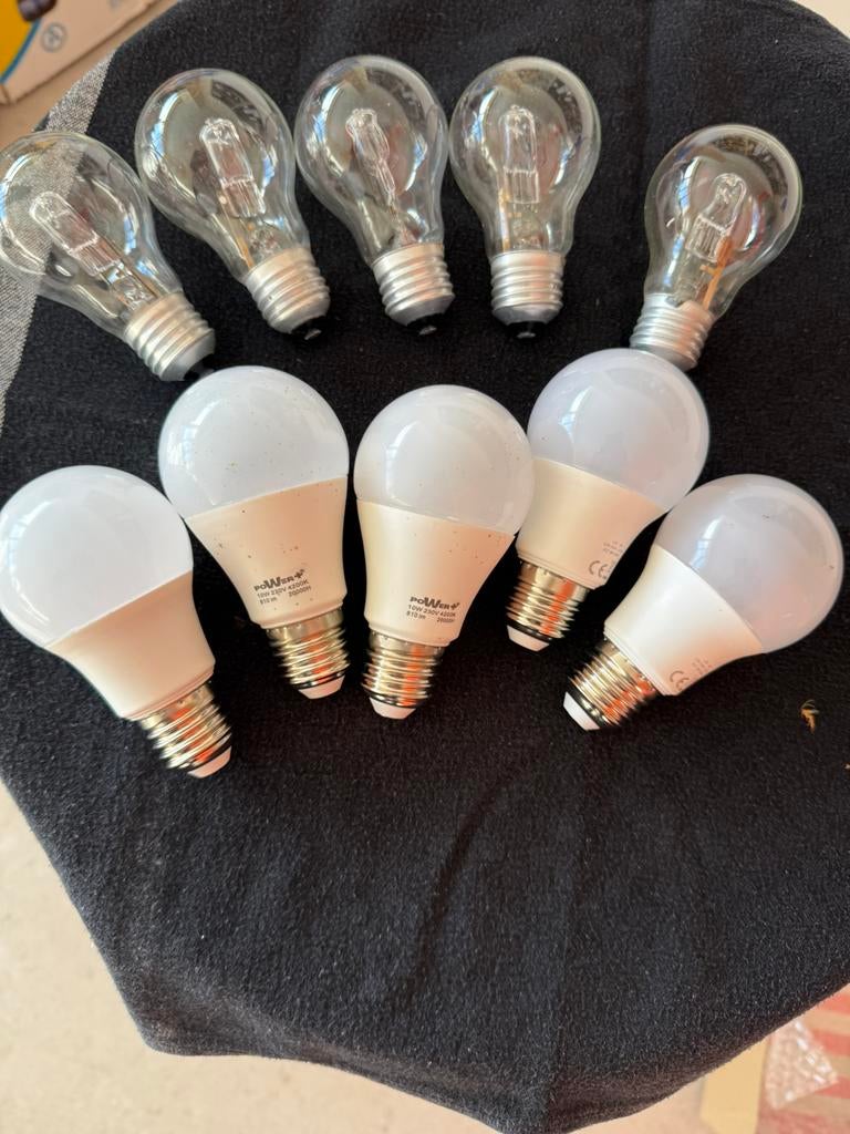 Ampoules led et divers lot, Enlèvement, Comme neuf, E27 (grand), Ampoule économique