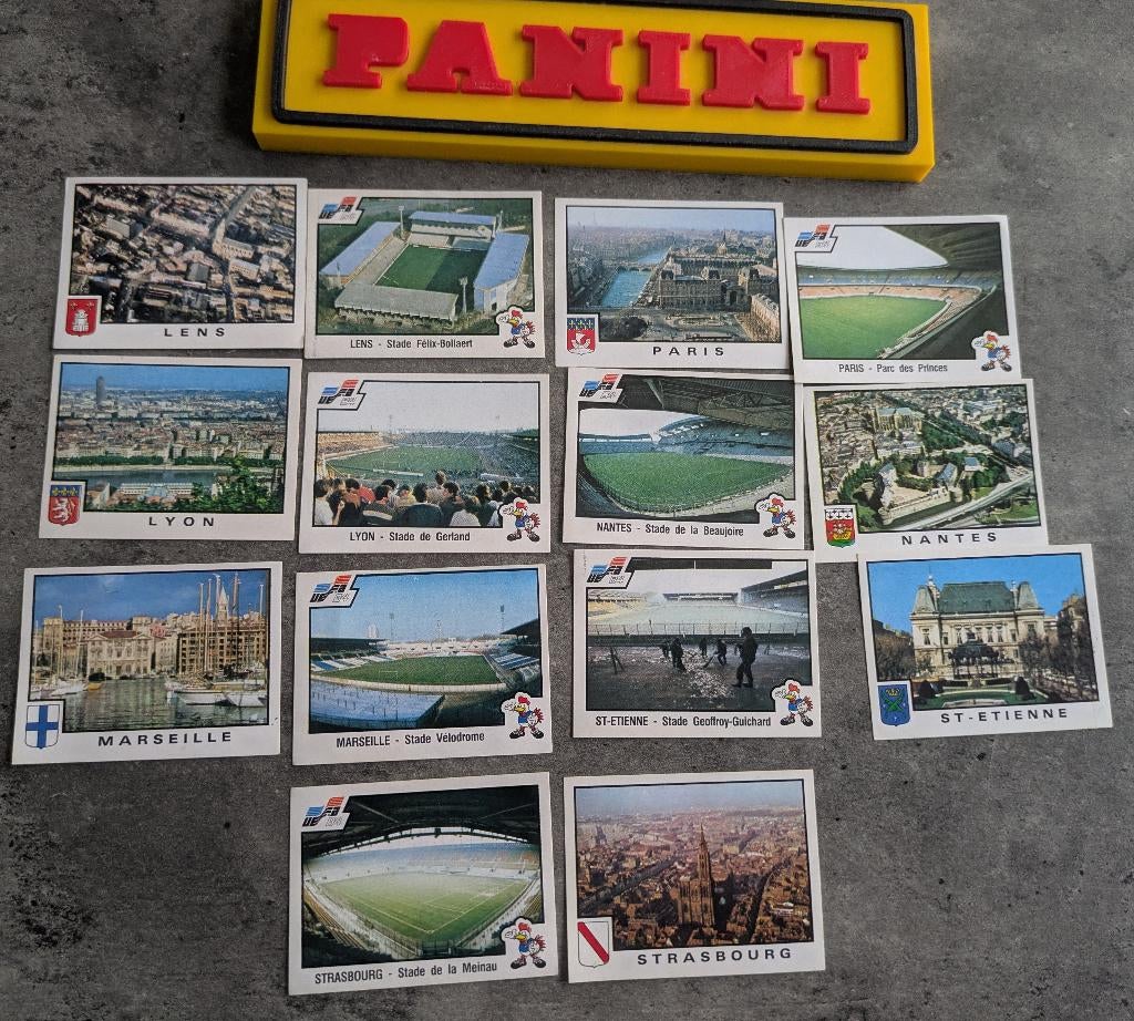 AUTOCOLLANTS PANINI FOOTBALL EURO 84 14x STADES CITIES, Envoi, Neuf