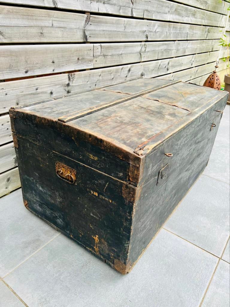 Antieke hutkoffer, Huis en Inrichting, Woonaccessoires | Kisten, Ophalen