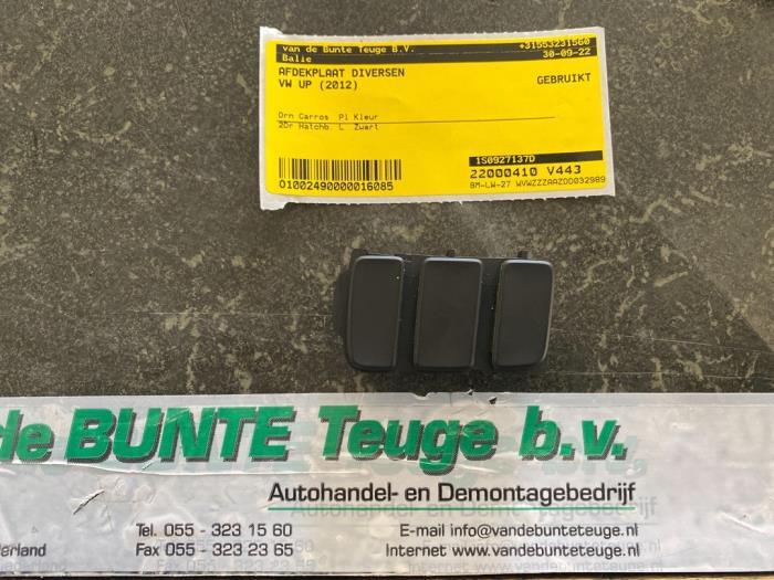 Plaque de protection divers d'un Volkswagen UP, Enlèvement ou Envoi, 3 mois de garantie, Utilisé, Volkswagen