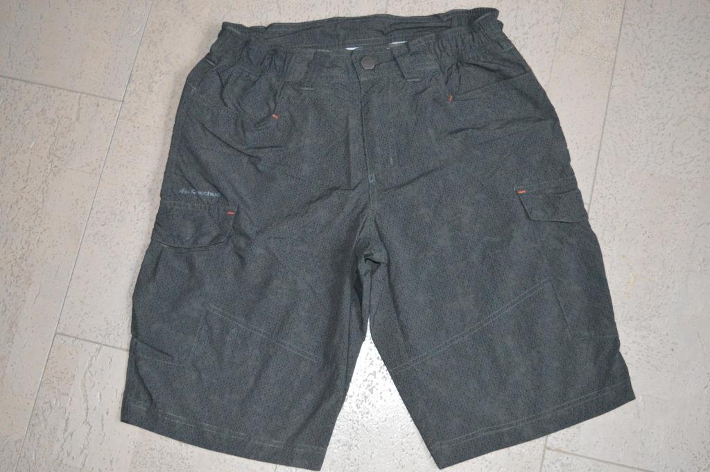 Short Quechua, Ophalen of Verzenden, Zo goed als nieuw