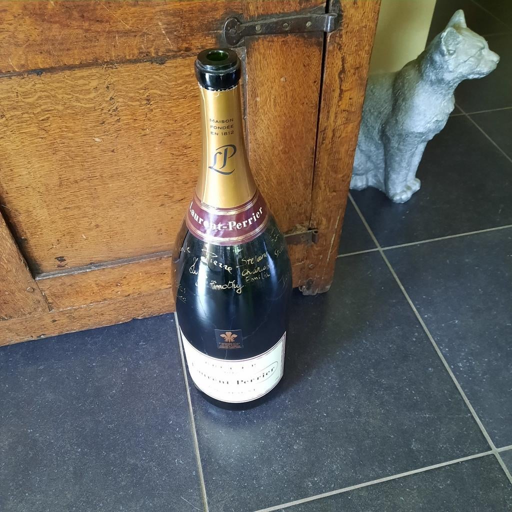 Bouteille de champagne (vide) 6 litres Laurent Perrier., Collections, Vins, Utilisé, Enlèvement ou Envoi