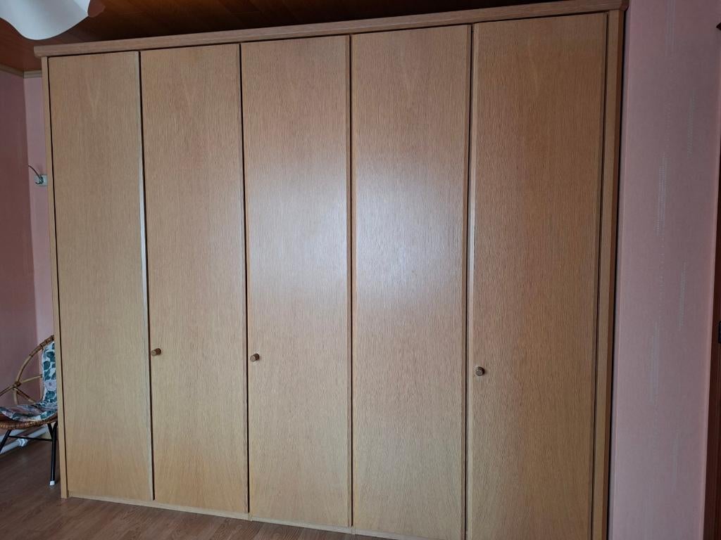 kleerkast + commode en spiegel + nachtkastje, Ophalen, Gebruikt, Eikenhout, Met deur(en)