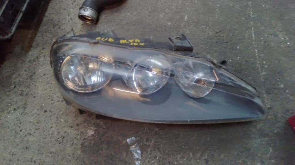 Optique avant droit Alfa Romeo 147 2004-2010 LP/14273, Enlèvement, Utilisé, Alfa Romeo