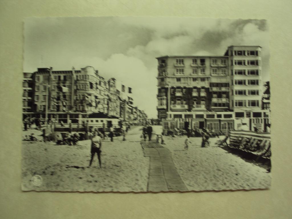 54498 - DE PANNE - CENTRUM ZEEDIJK - ZIE 2 FOTO'S, Envoi