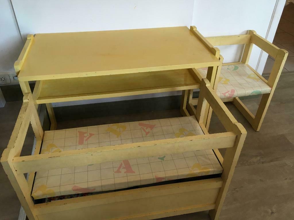 Kleuterbureau, Kinderen en Baby's, Ophalen, Gebruikt, Tafel(s) en Stoel(en)
