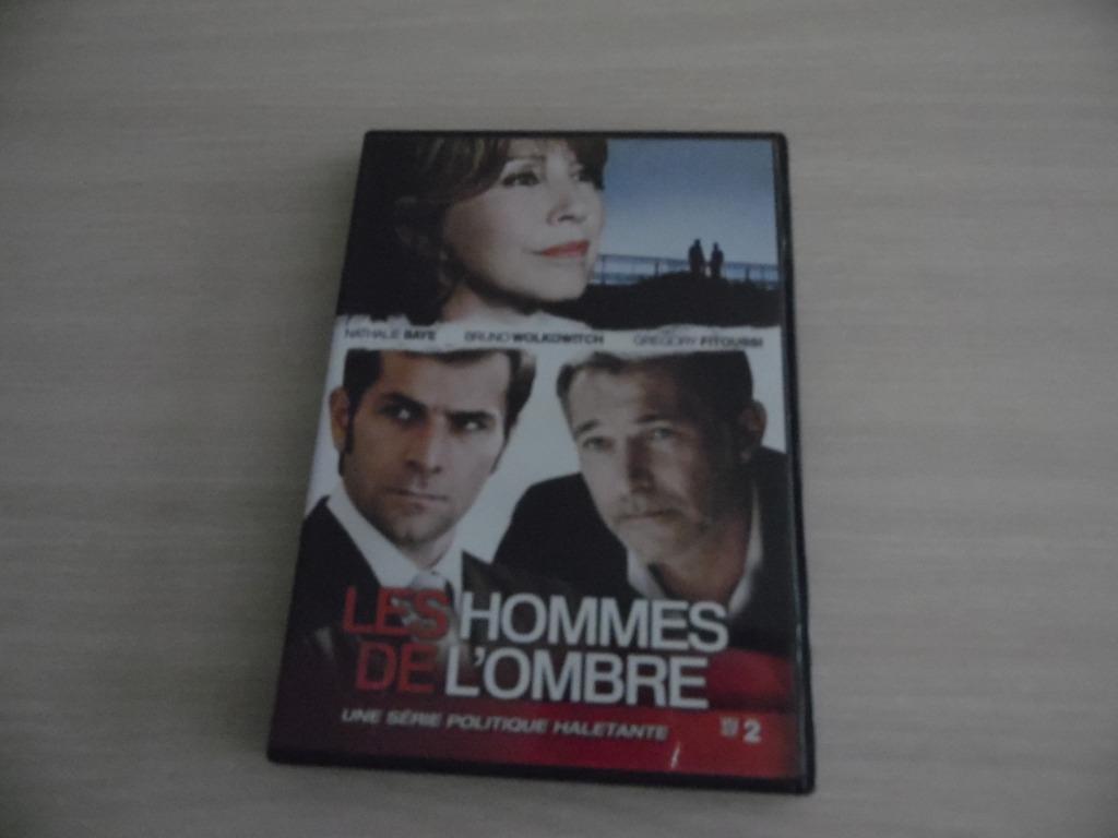 LES HOMMES DE L'OMBRE        SAISON 1, Tous les âges, Enlèvement ou Envoi, Comme neuf, Drame