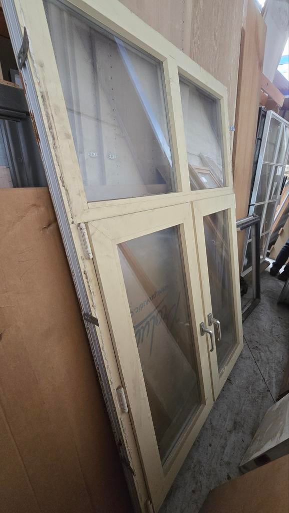HOUTEN EN PVC VENSTERS + DEUREN, Doe-het-zelf en Bouw, Ophalen, Gebruikt