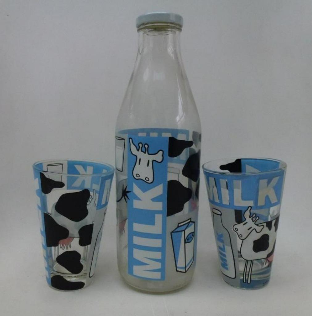 Bouteille de lait de vache avec bouchon à vis, 2 verres, Enlèvement ou Envoi, Neuf, Autres types