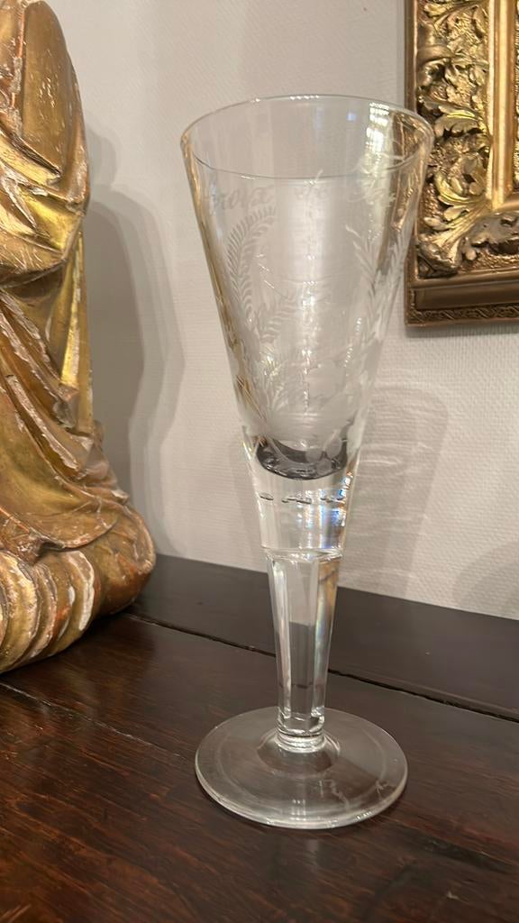 Antiek glas, Ophalen