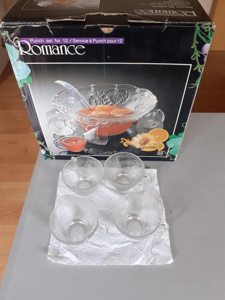 romance punch set, Ophalen, Nieuw
