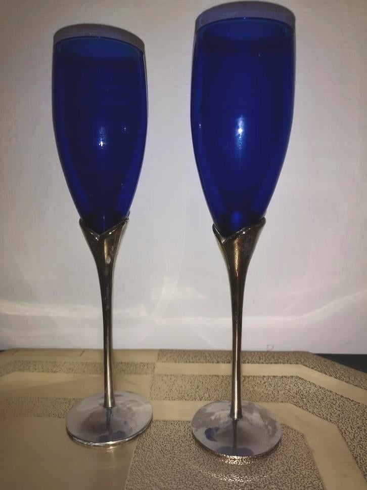 Quatre flûtes en cristal avec pieds en argent, Enlèvement ou Envoi, Argent