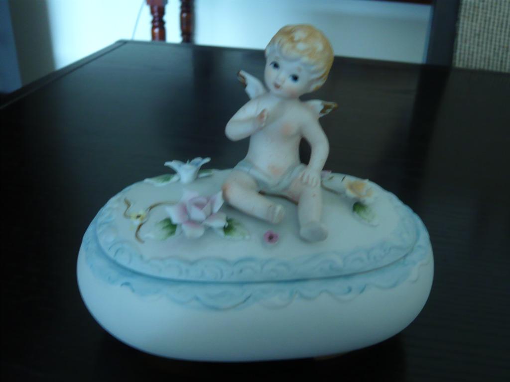 buiscuit bonbonniere, Antiek en Kunst, Curiosa en Brocante, Ophalen