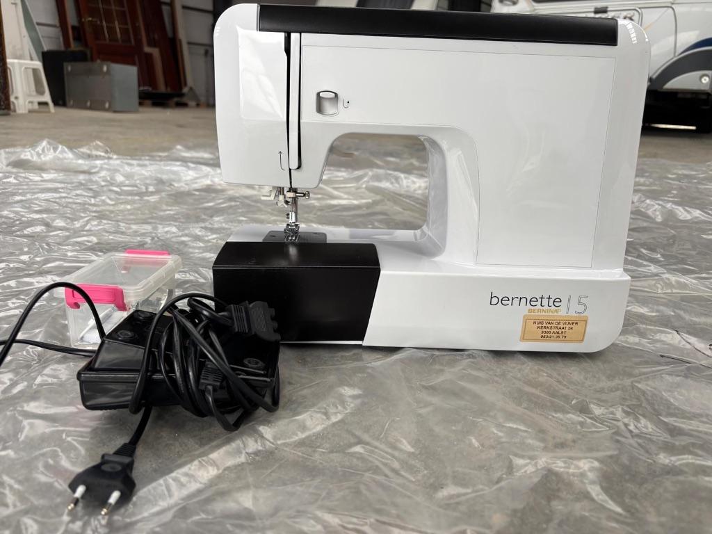 Naaimachine Bernette 15, Ophalen, Gebruikt, Naaimachine, Bernina