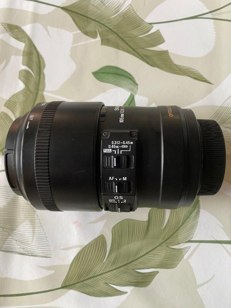 Sigma 105 mm 1:2,8 dg macro hsm Nikon, Enlèvement, Neuf, Objectif macro