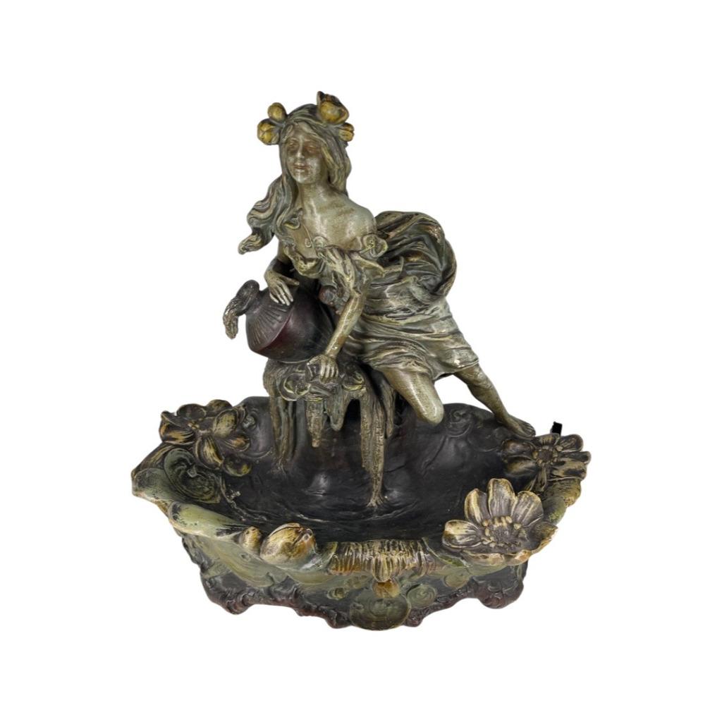 Sculpture Art Nouveau en Plâtre Patiné - Numérotée 62