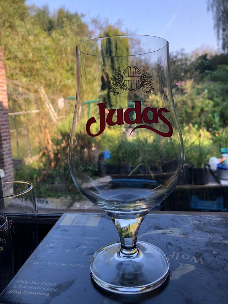 Lot allerlei bierglazen. 80 tal glazen totaal., Ophalen, Zo goed als nieuw