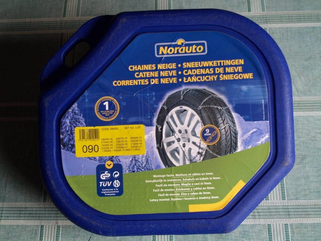 CHAÎNES NEIGE Norauto 14 15 16 17 pouces, taille 90, en étui, Enlèvement ou Envoi, Utilisé