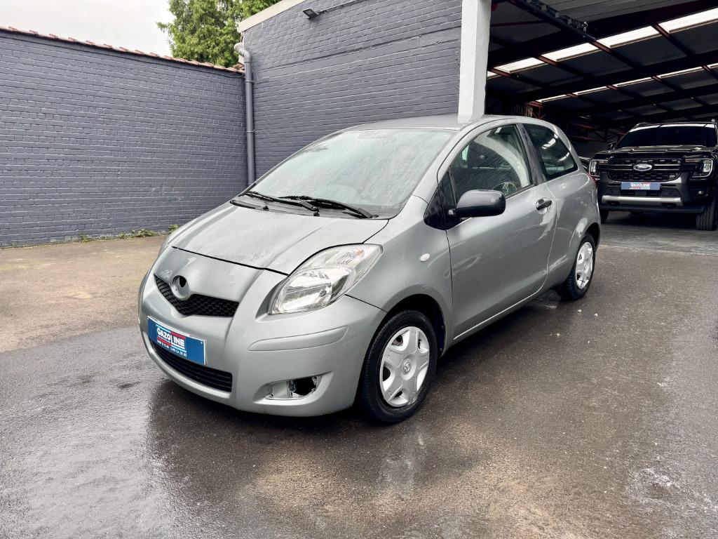 Yaris 1.0 Tess met 51.000 km en papieren copie momenteel, Elektrische ramen, Blauw, Bedrijf, Handgeschakeld
