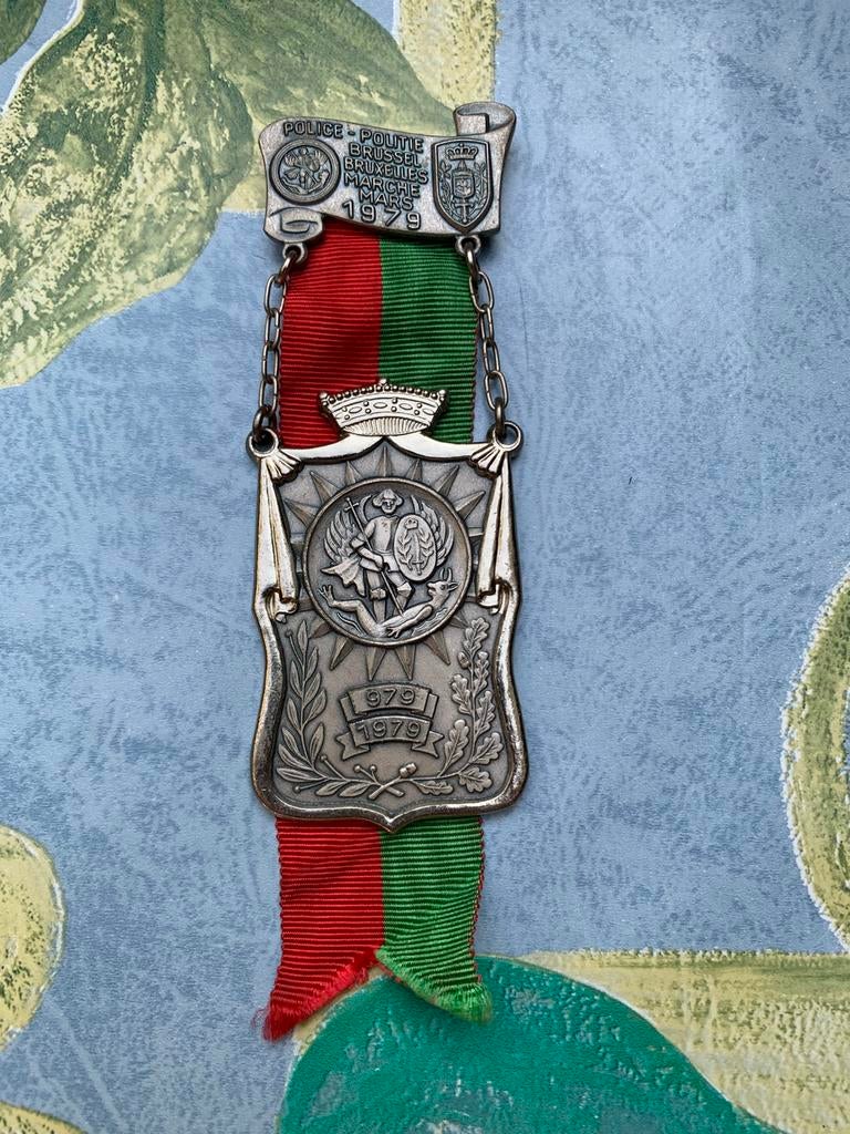 POLITIE BRUSSEL 1979 MEDAILLE, Enlèvement ou Envoi