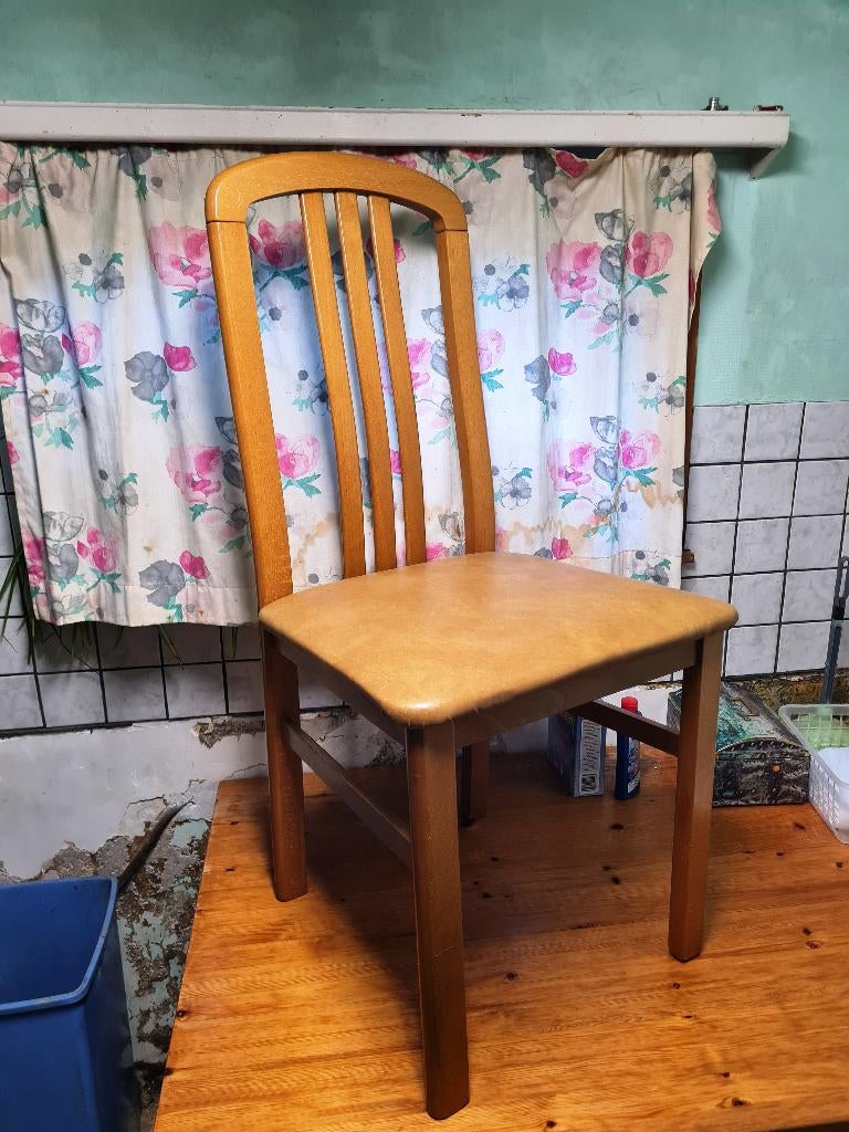 4 houten stoelen/skai-zitje, Huis en Inrichting, Stoelen, Gebruikt, Overige kleuren, Classique contemporain, Vier