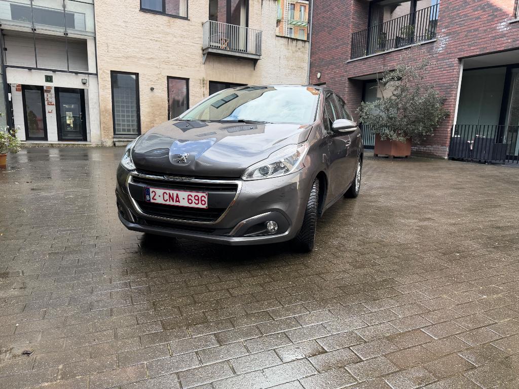 Peugeot 208, Auto's, Peugeot, Particulier, Airbags, Airconditioning, Bluetooth, Centrale vergrendeling, Elektrische ramen, Isofix
